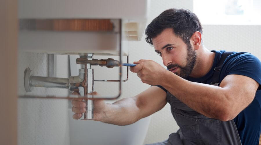 Local tankless water heater installation in Mason, TN